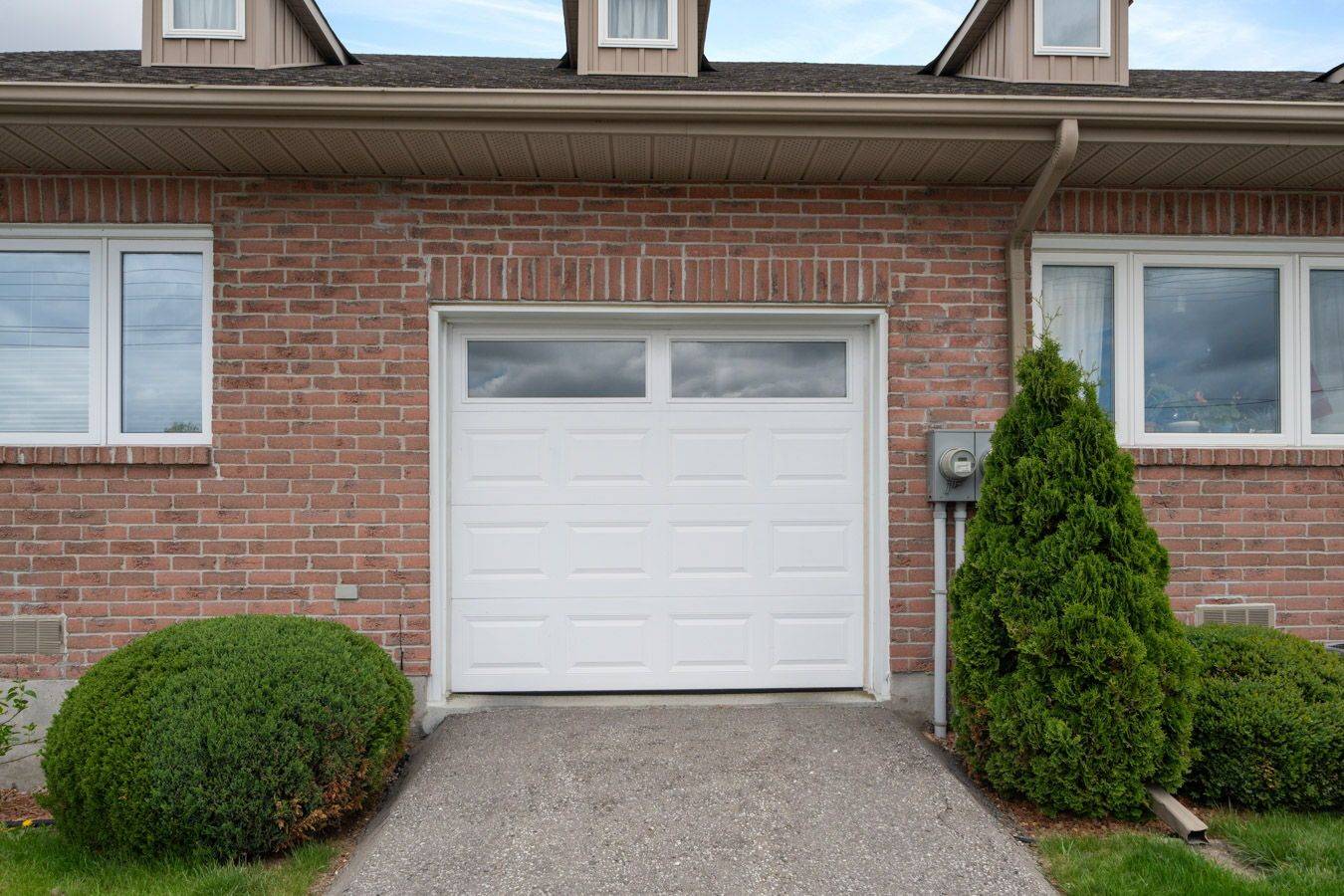 Scugog, ON L9L 1C4,234 Water ST #11