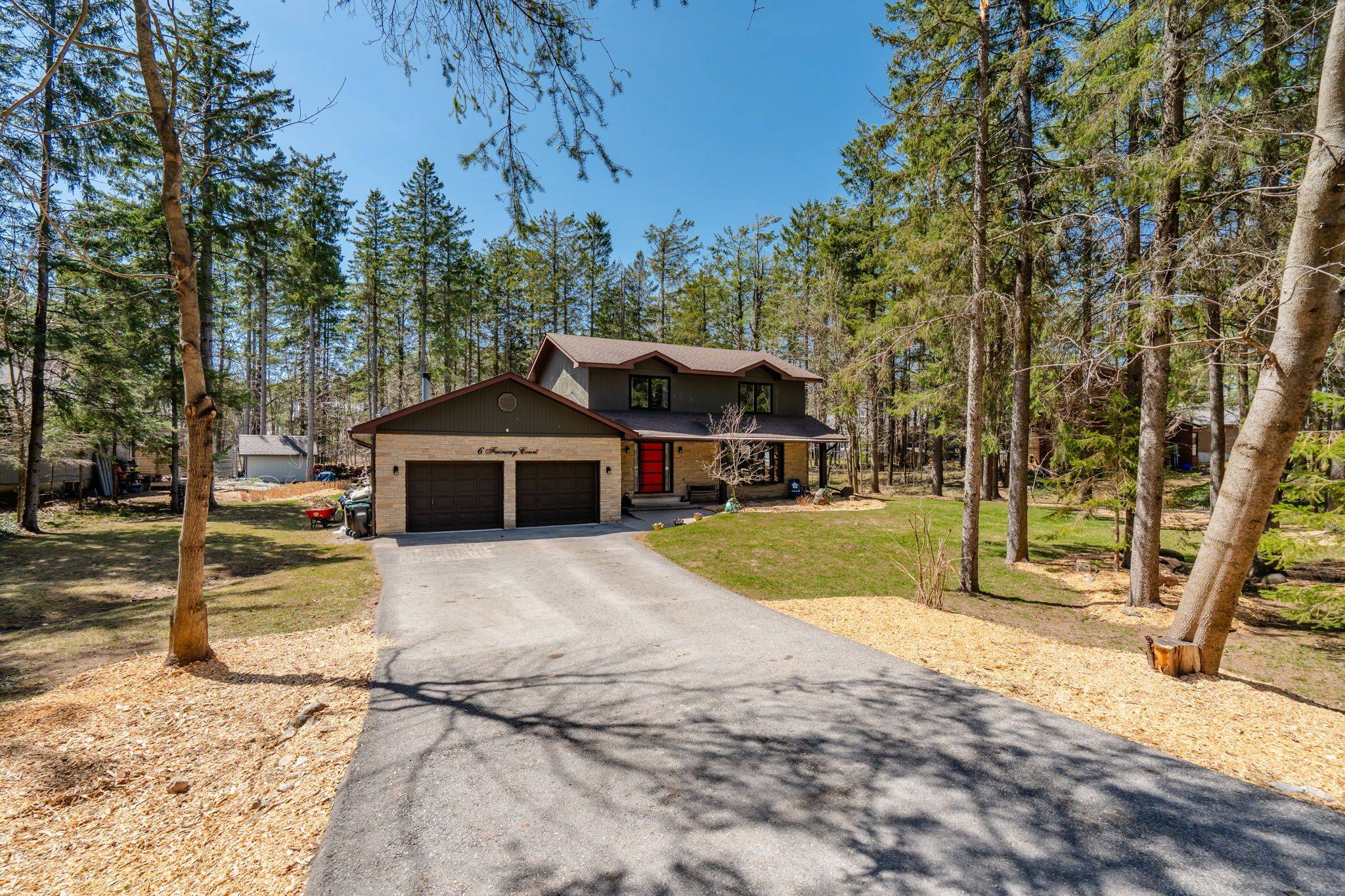Oro-medonte, ON L0L 2L0,6 Fairway CT