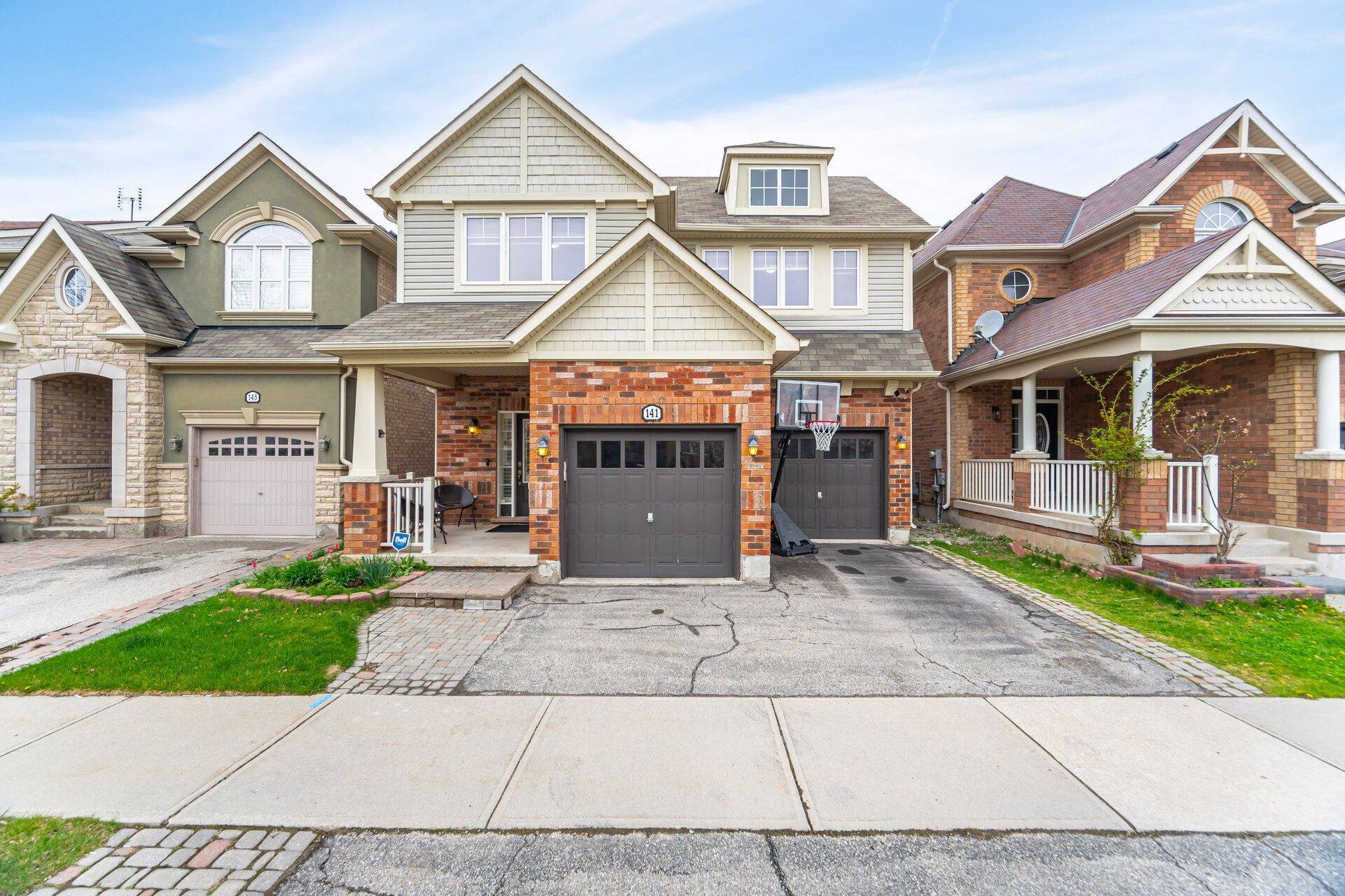 Milton, ON L9T 1M5,141 Willet TER
