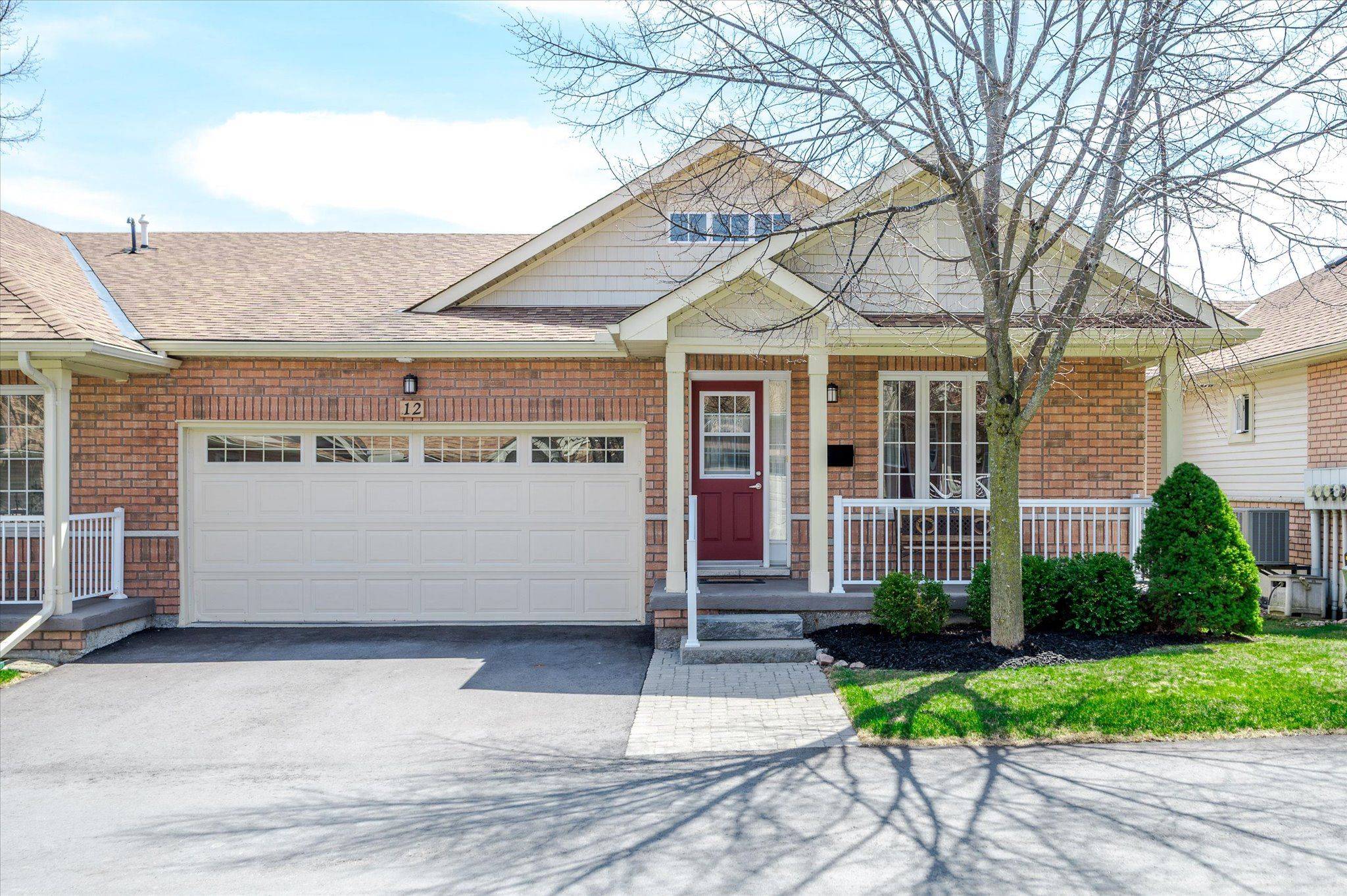 Peterborough West, ON K9J 8R7,877 Wentworth ST #12