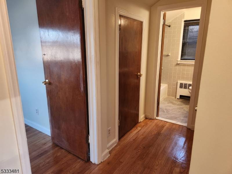 Newark City, NJ 07106,112 Midland Pl #3