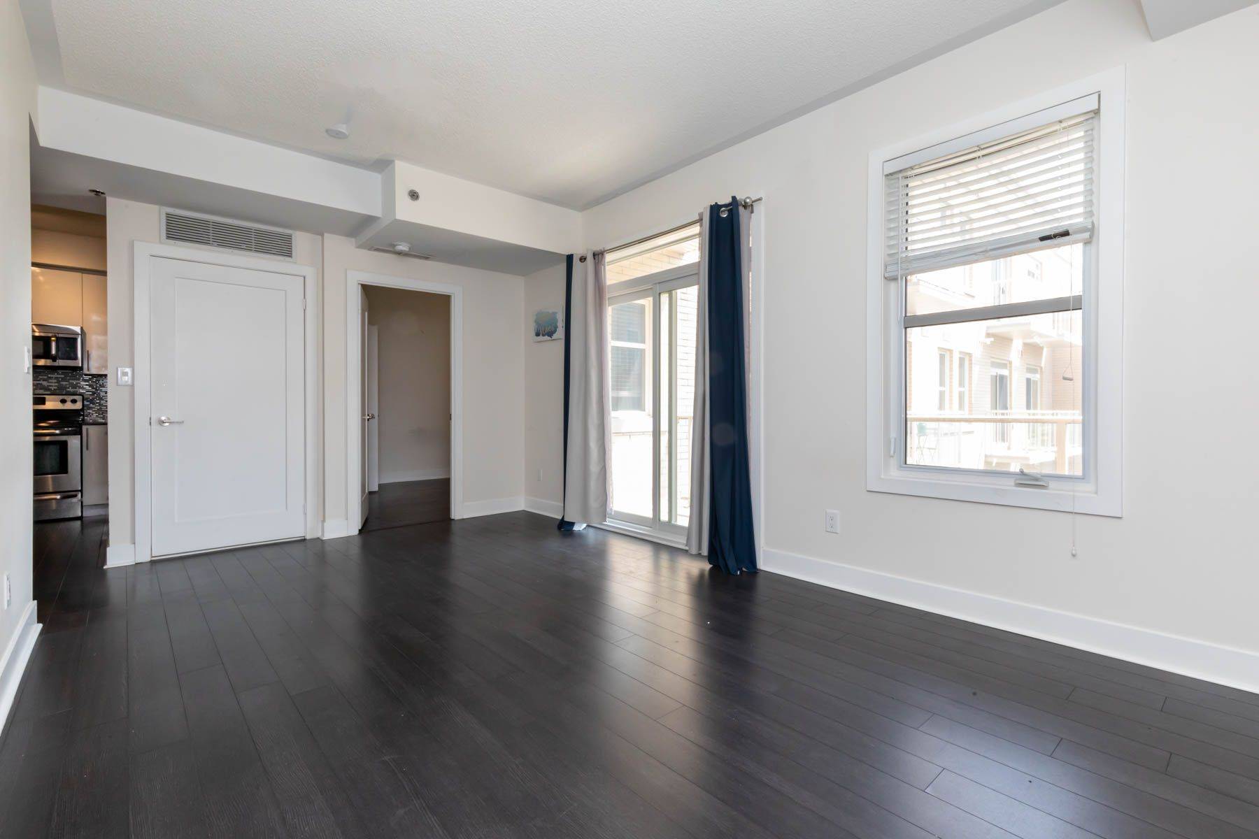 Markham, ON L6C 0V5,28 Prince Regent ST #332