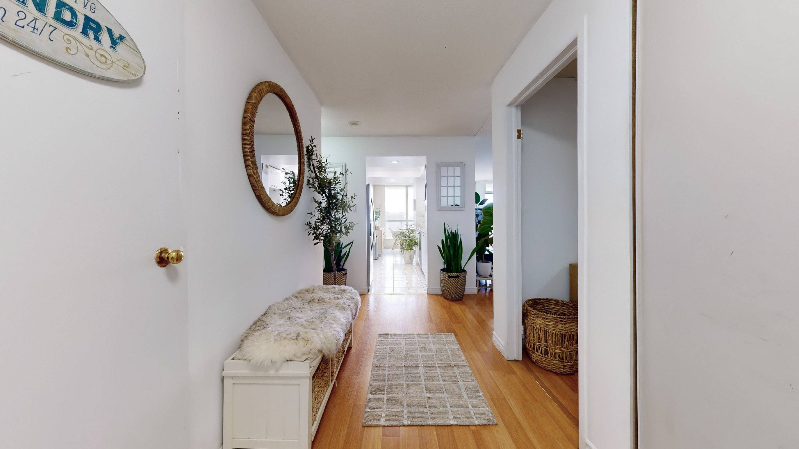 Toronto W10, ON M9V 5G9,5 Rowntree RD #1810