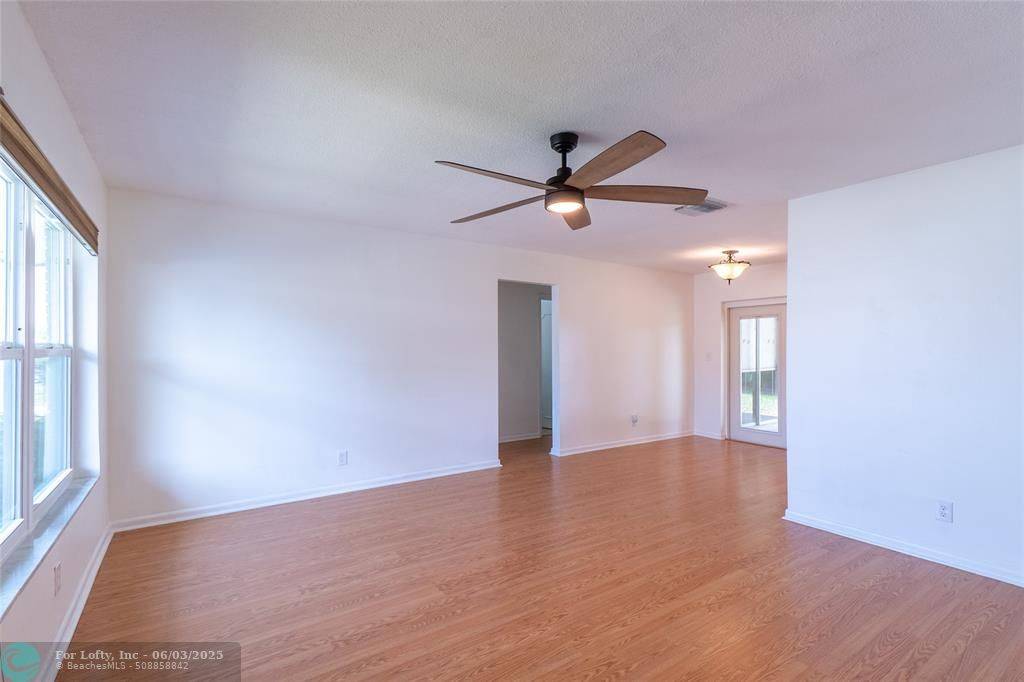 Tamarac, FL 33319,4714 NW 44th St