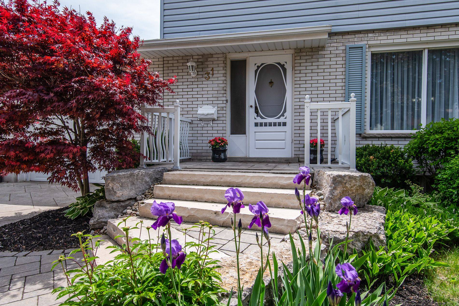 Kitchener, ON N2G 3C6,31 Carwood CRES
