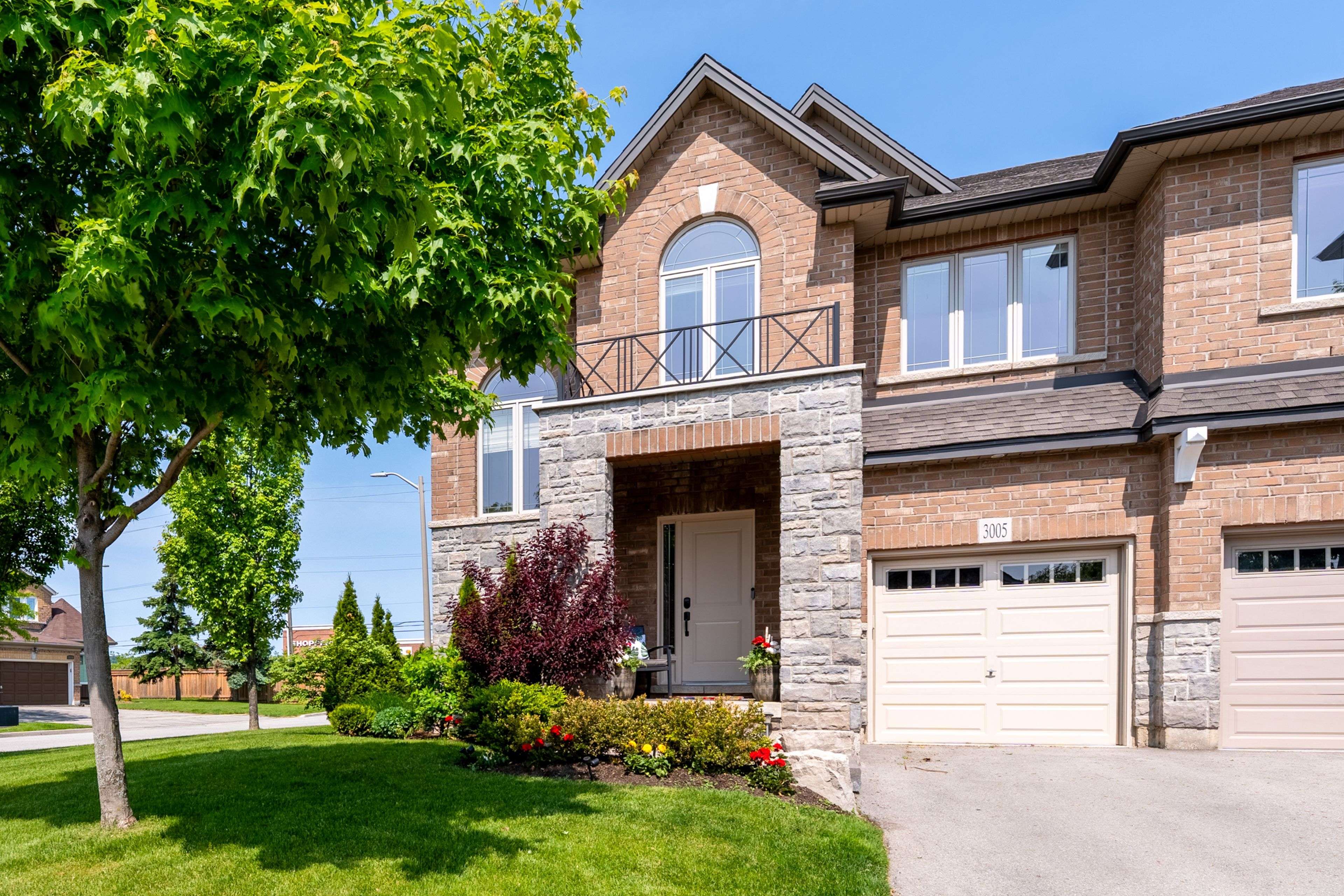 Burlington, ON L7M 0W2,3005 Glover LN