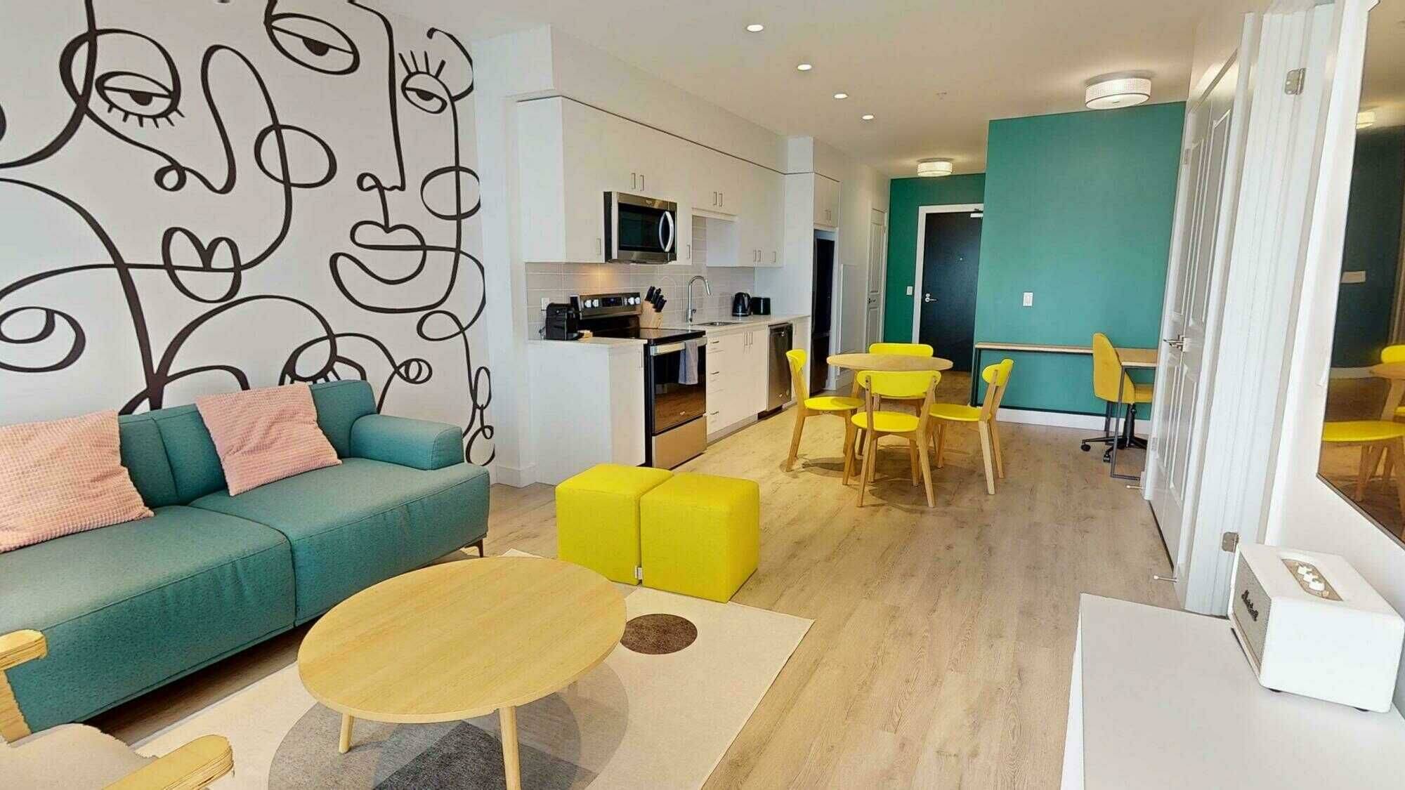 Cambridge, ON N1S 0C3,15 Glebe ST #603