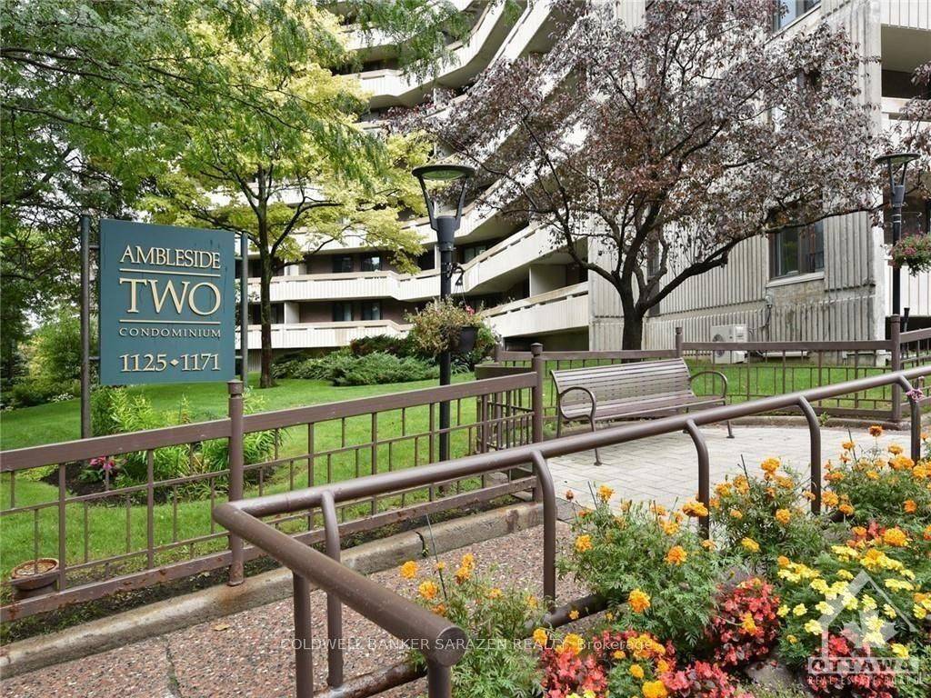 Woodroffe, ON K2B 8E1,1171 Ambleside DR N #1801