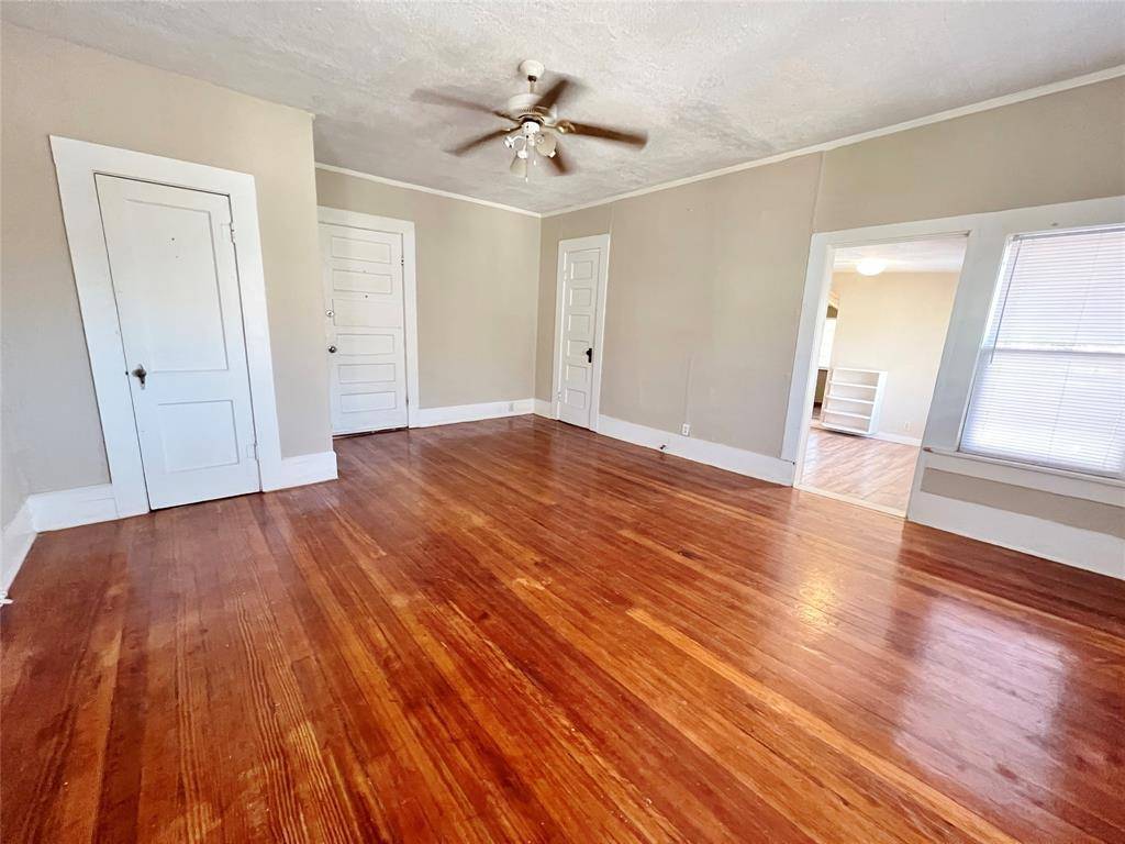 Denton, TX 76201,315 Normal Street #201