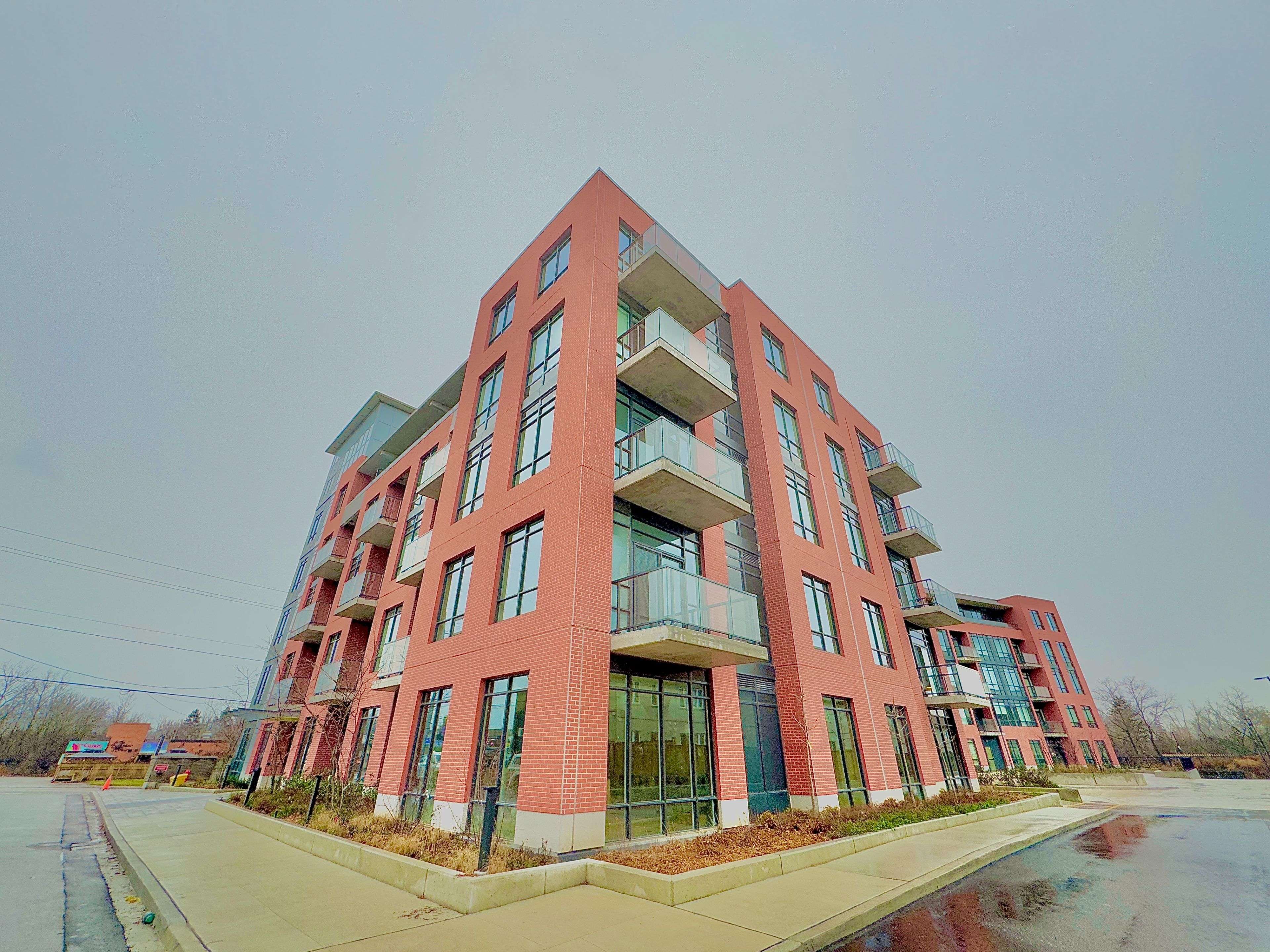 Whitby, ON L1N 2K2,1010 Dundas ST E #504
