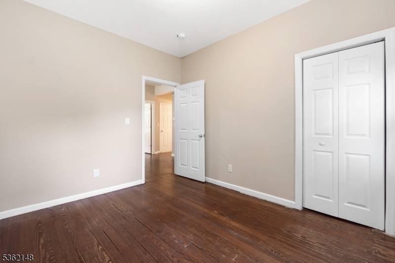 Irvington Twp., NJ 07111,47 Tichenor Ter #1