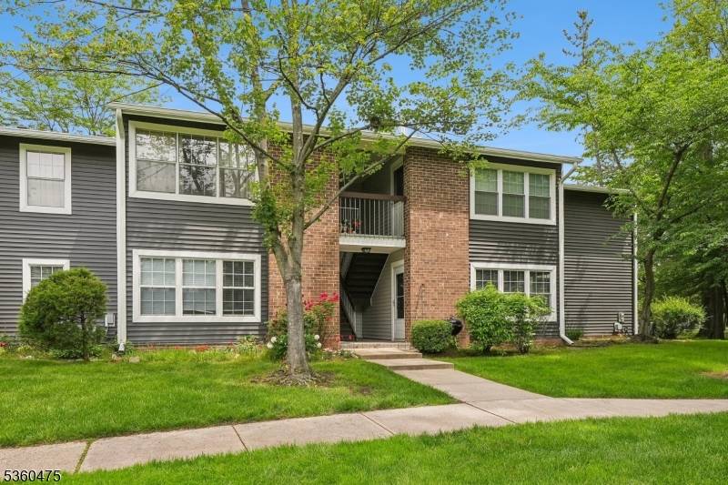 North Brunswick Twp., NJ 08902,78 Pennsylvania Way #78