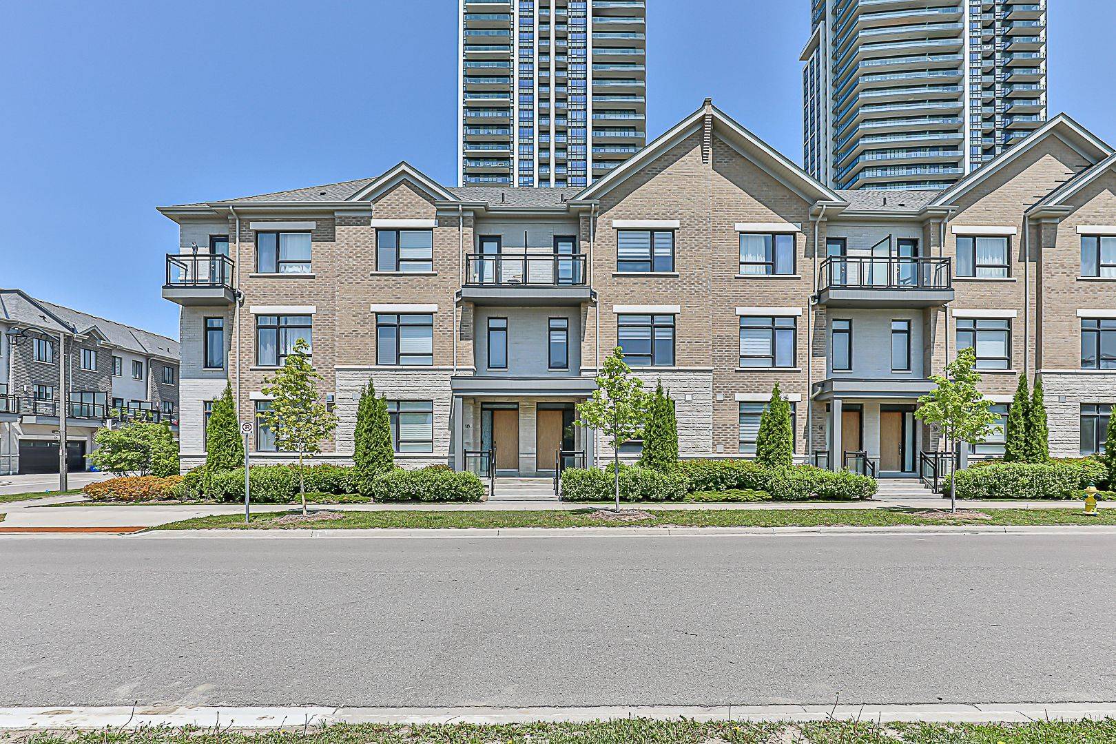 Markham, ON L3T 0G2,12 Active RD
