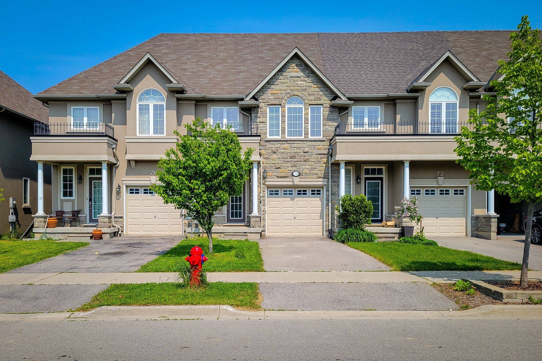 Hamilton, ON L9K 0G6,74 Vinton RD