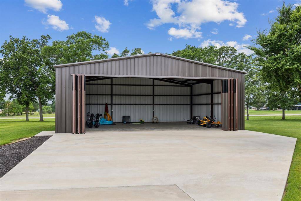 Edgewood, TX 75117,366 Private Road 7005