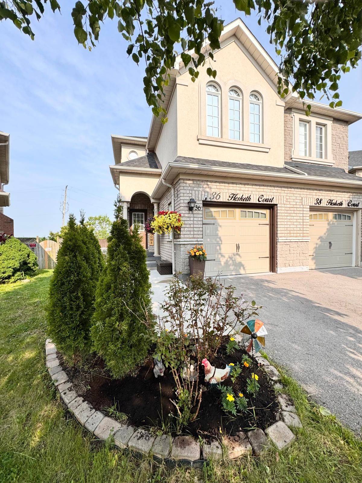 Caledon, ON L7C 1C6,36 Hesketh CT