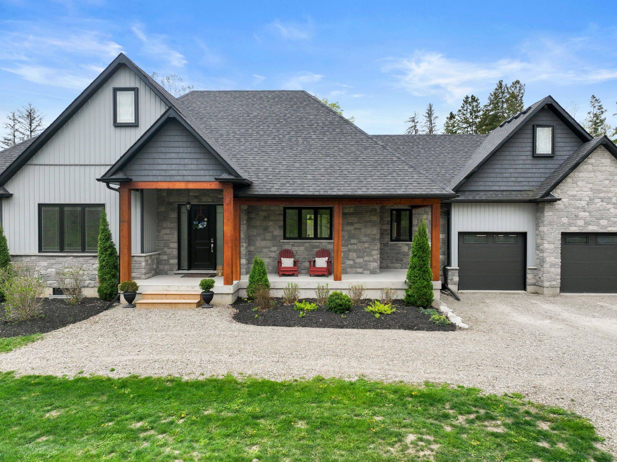 Mulmur, ON L9V 0V6,667256 20th Side Road