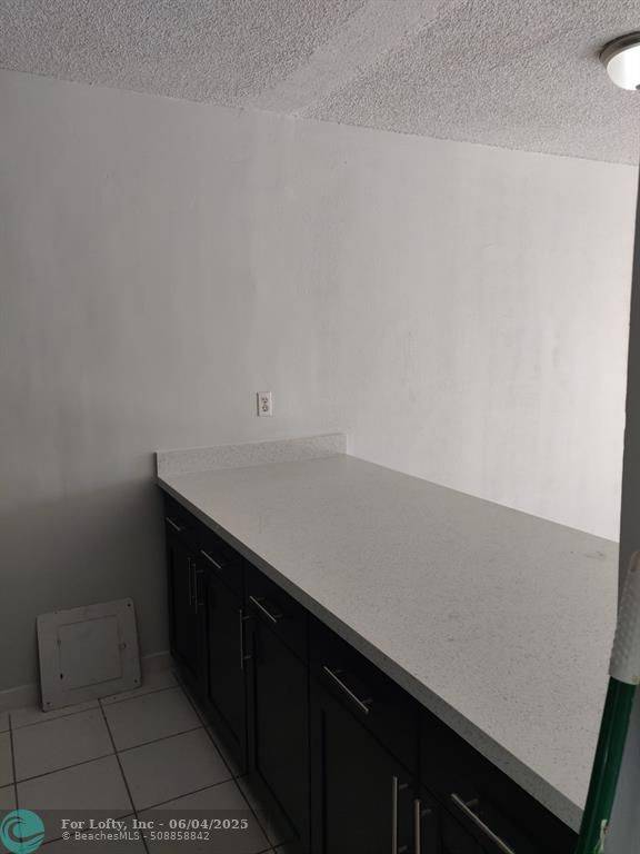 Miami, FL 33169,251 NW 177th St  #119