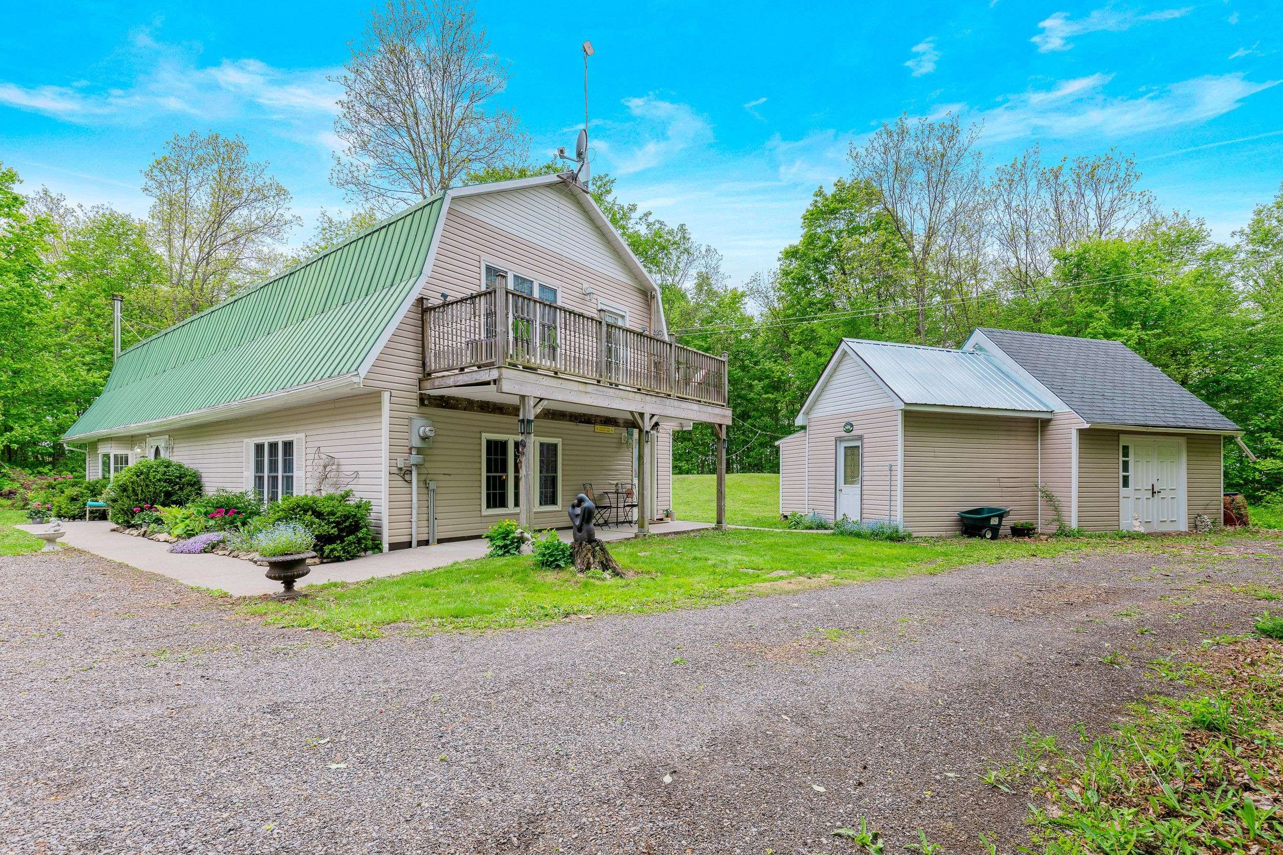 Elizabethtown-kitley, ON K0E 1H0,362 Kitley Line 9 RD