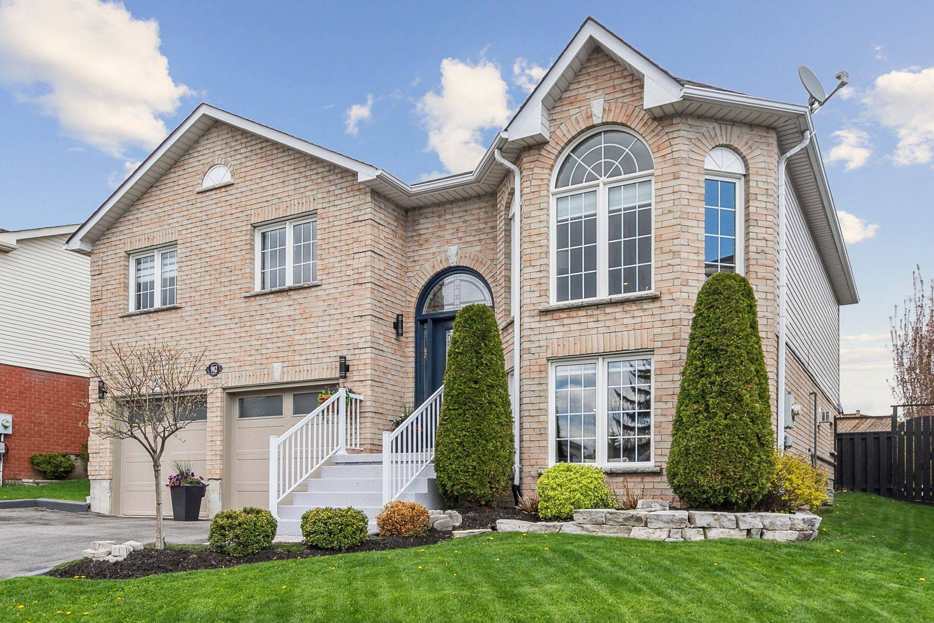Cobourg, ON K9A 5K2,982 Denton DR