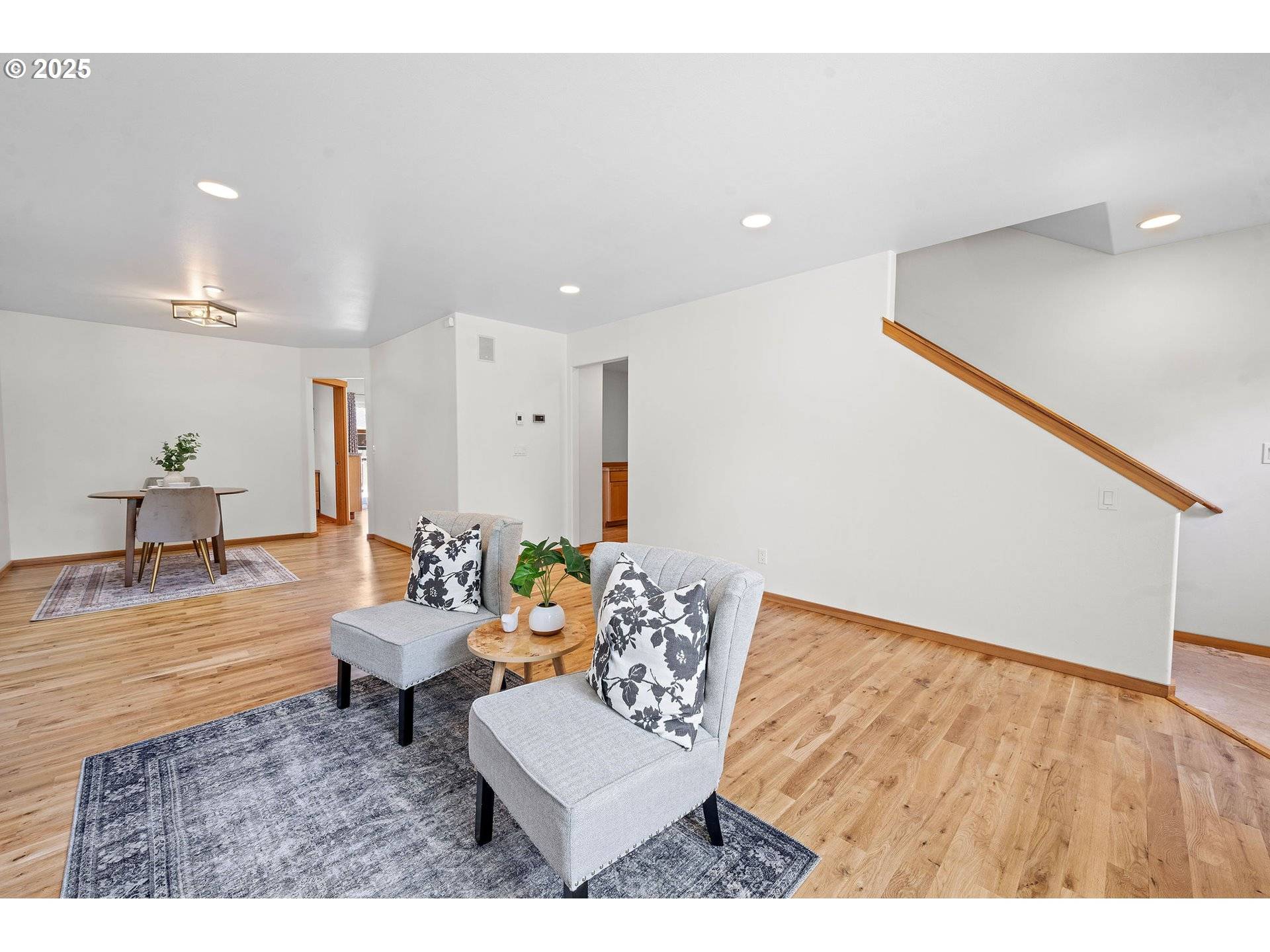 Seaside, OR 97138,1374 9TH AVE