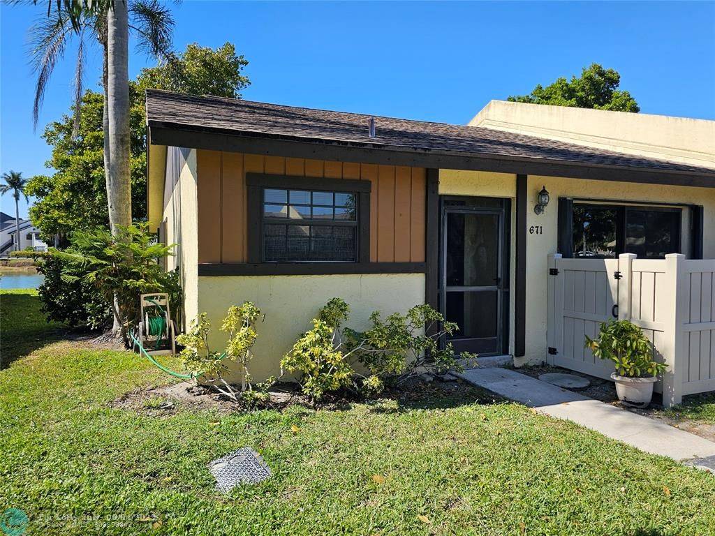 Margate, FL 33063,671 Banks Rd #671