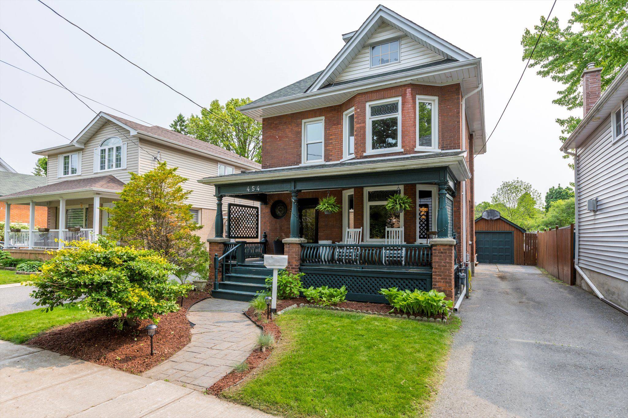 Peterborough East, ON K9H 1V9,454 Mark ST