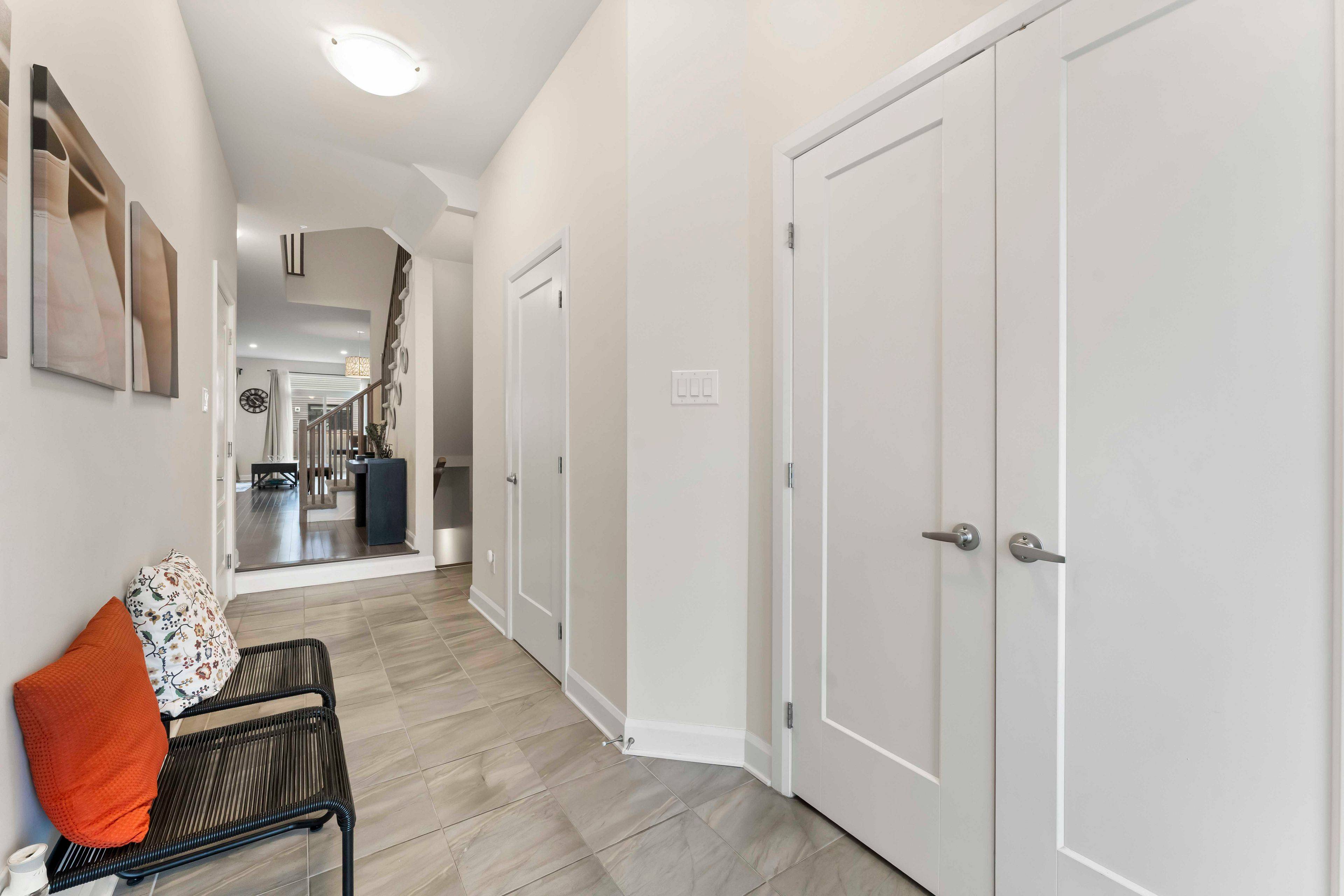 Stittsville - Munster - Richmond, ON K2S 2W6,325 Cosanti DR