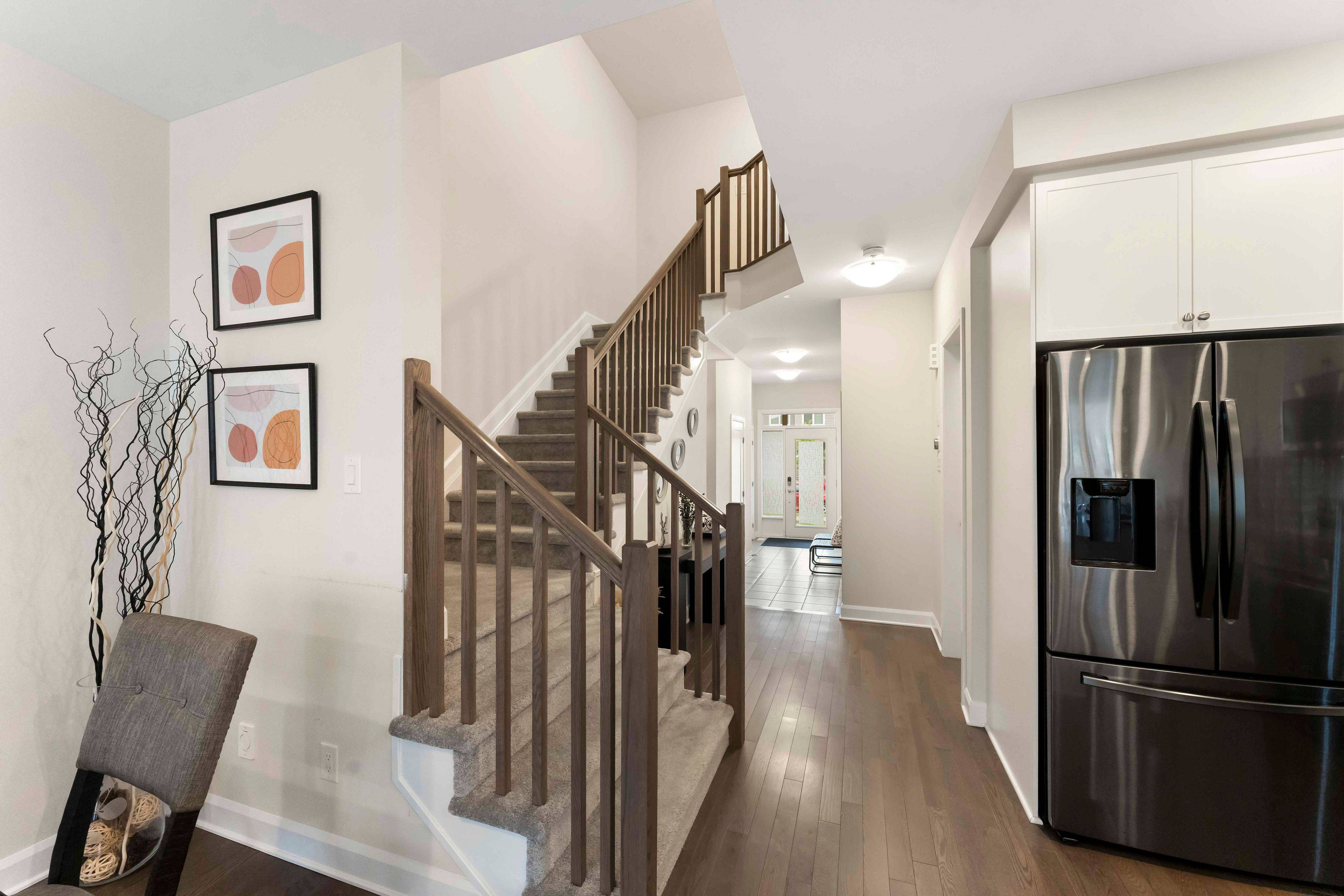 Stittsville - Munster - Richmond, ON K2S 2W6,325 Cosanti DR