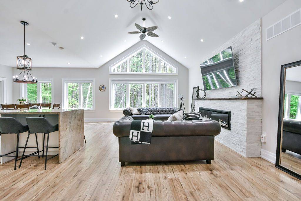 Severn, ON L0K 2B0,5142 Severn Pines CRES