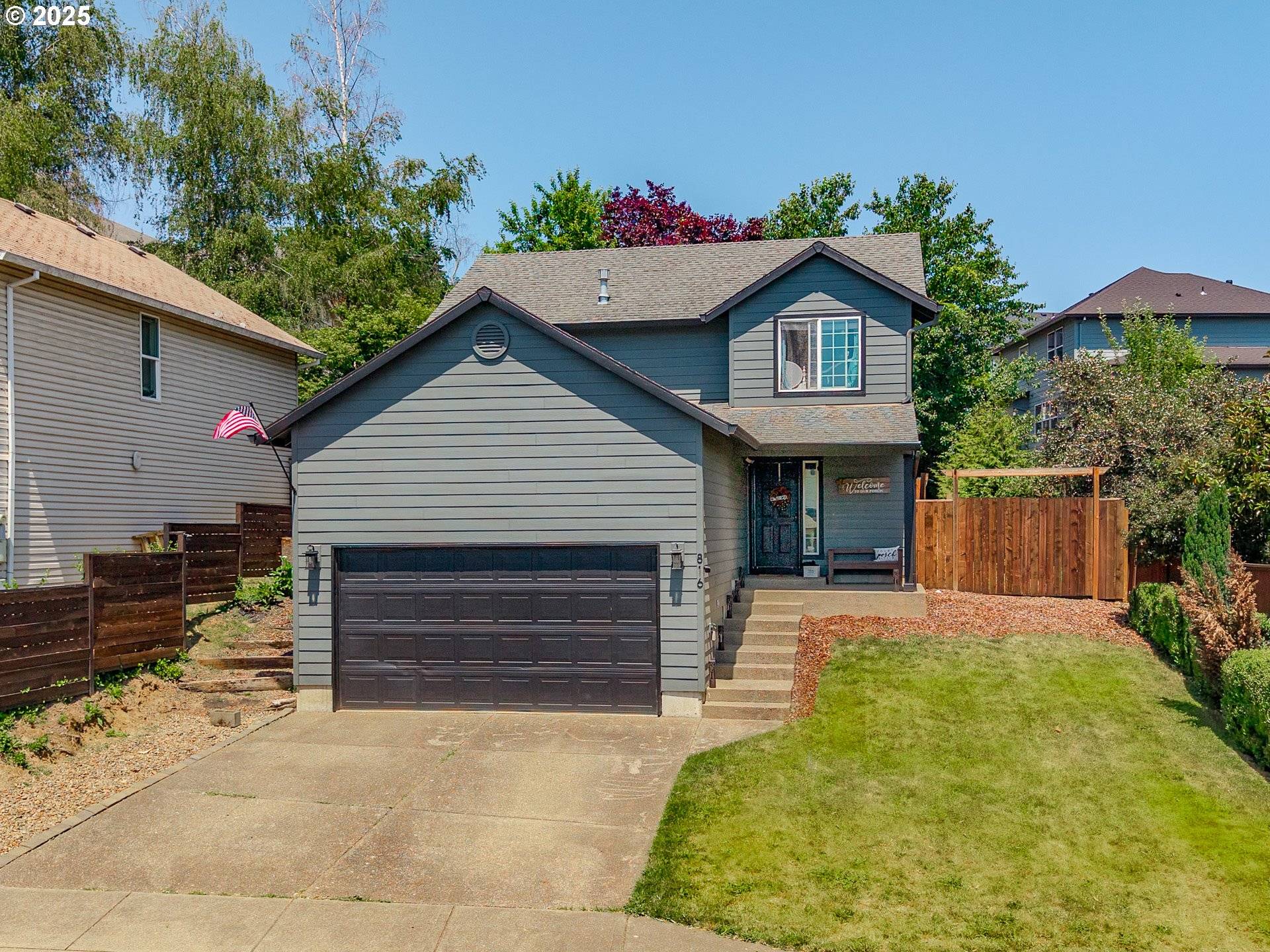 Dundee, OR 97115,816 SW Chablis CT