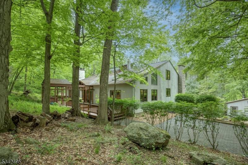 Tewksbury Twp., NJ 08833,5 Apgar Way