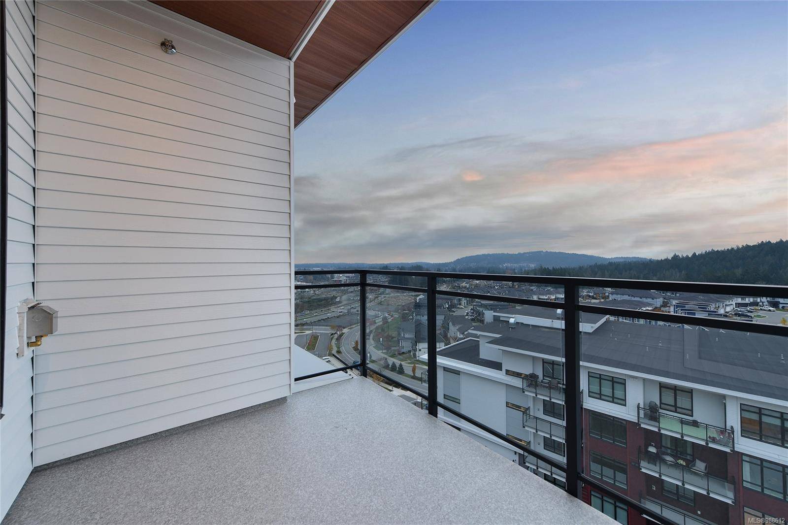 Langford, BC V9B 7C5,1114 Samar Cres #204