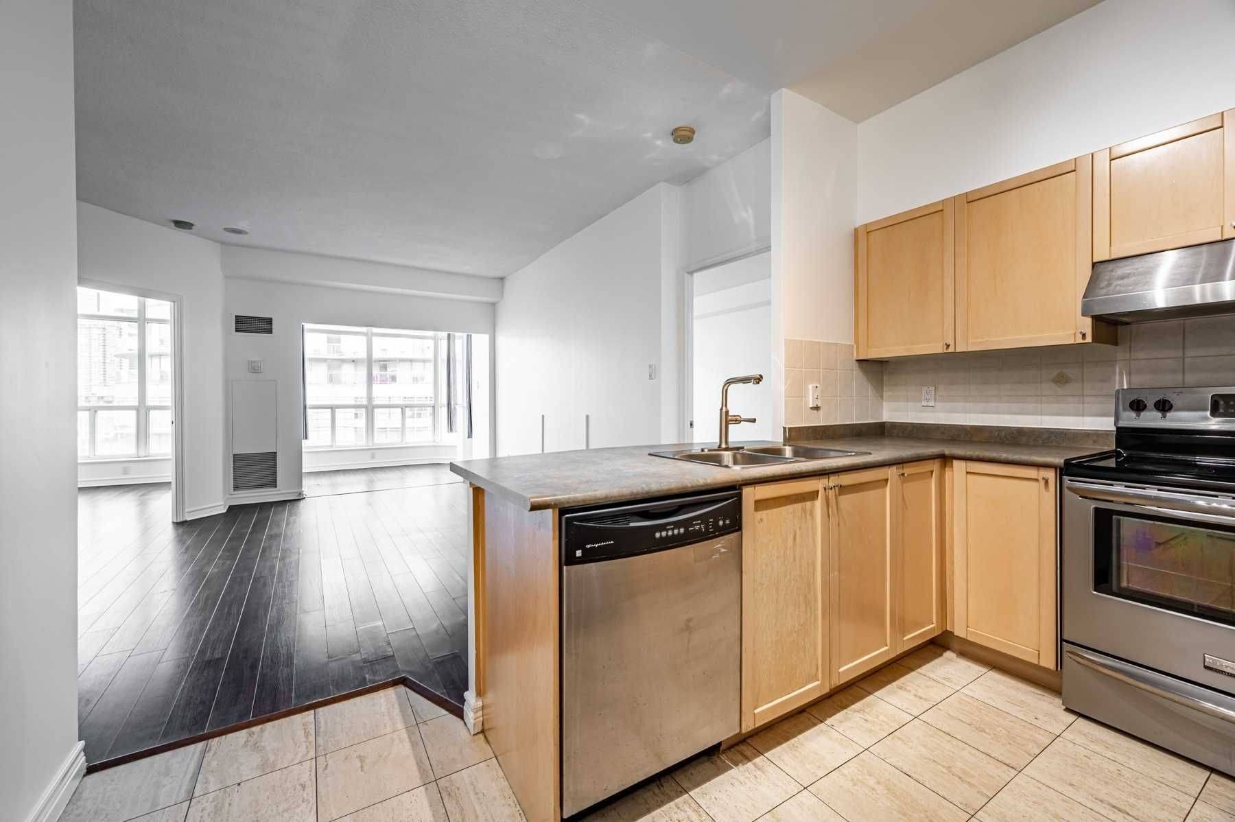 Toronto C01, ON M5V 3M3,600 Queens Quay W #SPH07