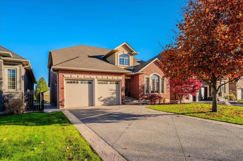 Hamilton, ON L9B 2X4,24 Tevere PL