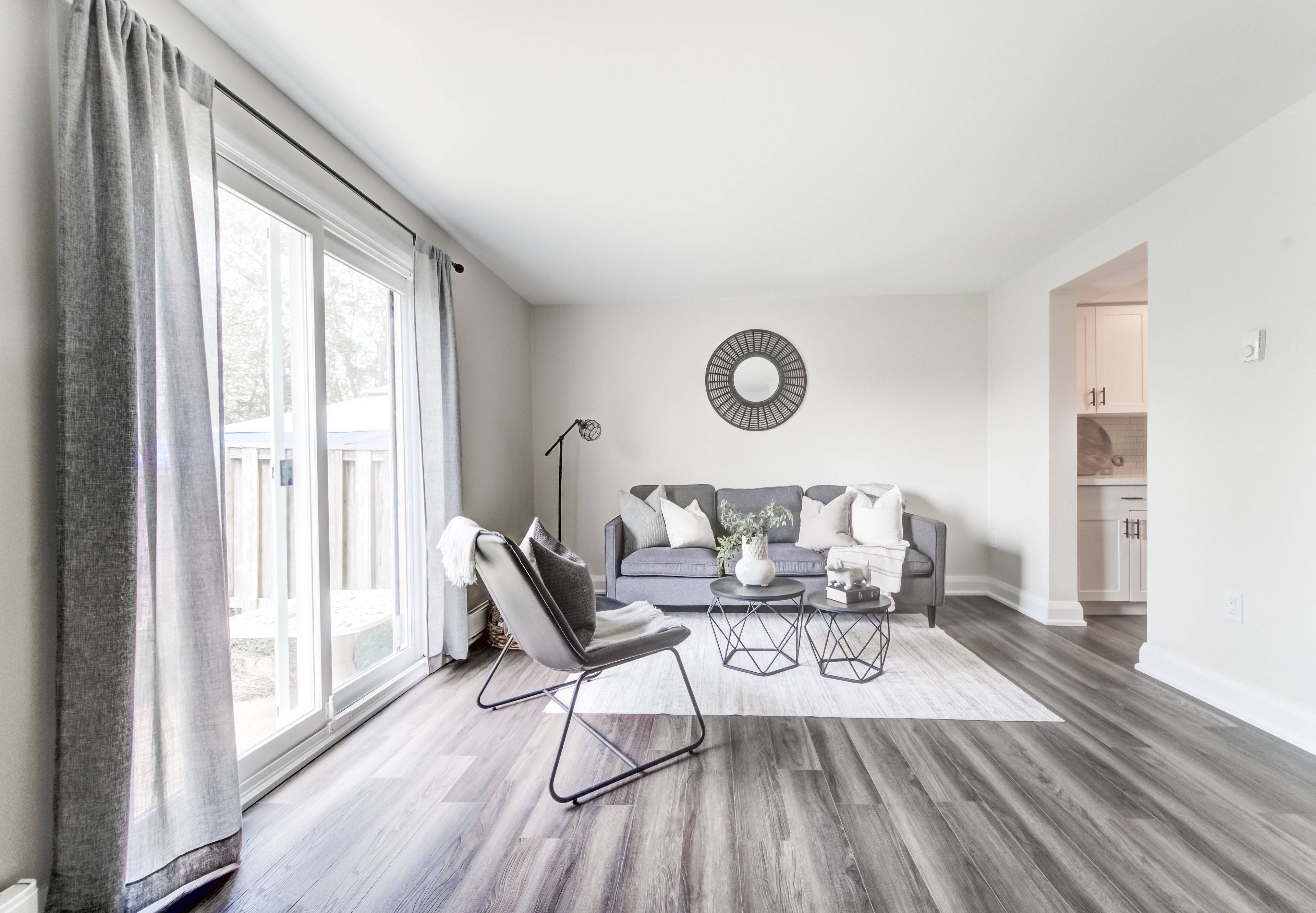 Guelph, ON N1H 8B4,40 Imperial RD N #43