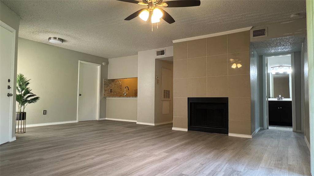 Dallas, TX 75243,12484 Abrams Road #2121