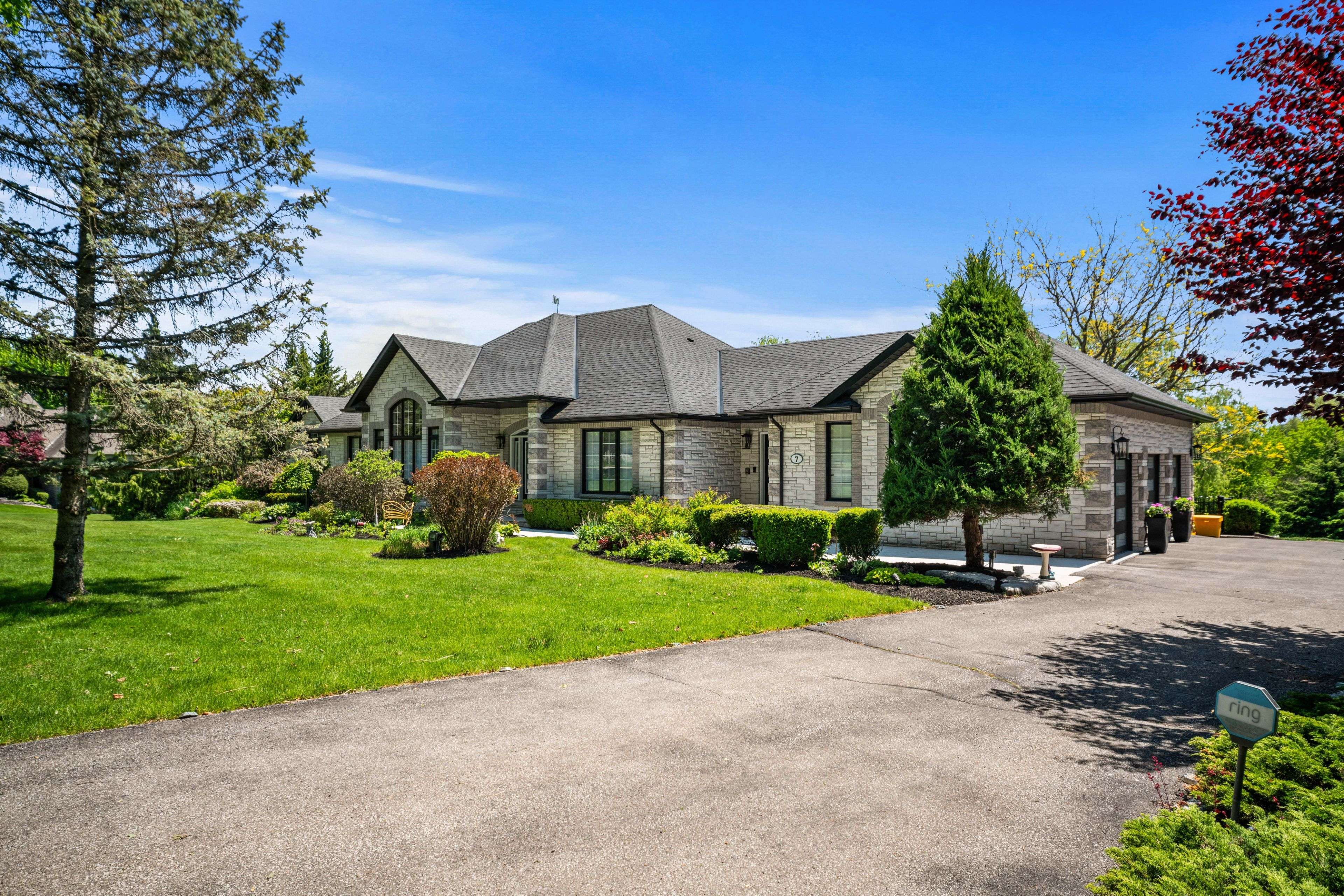 Caledon, ON L7E 0B7,7 Bruno Ridge DR