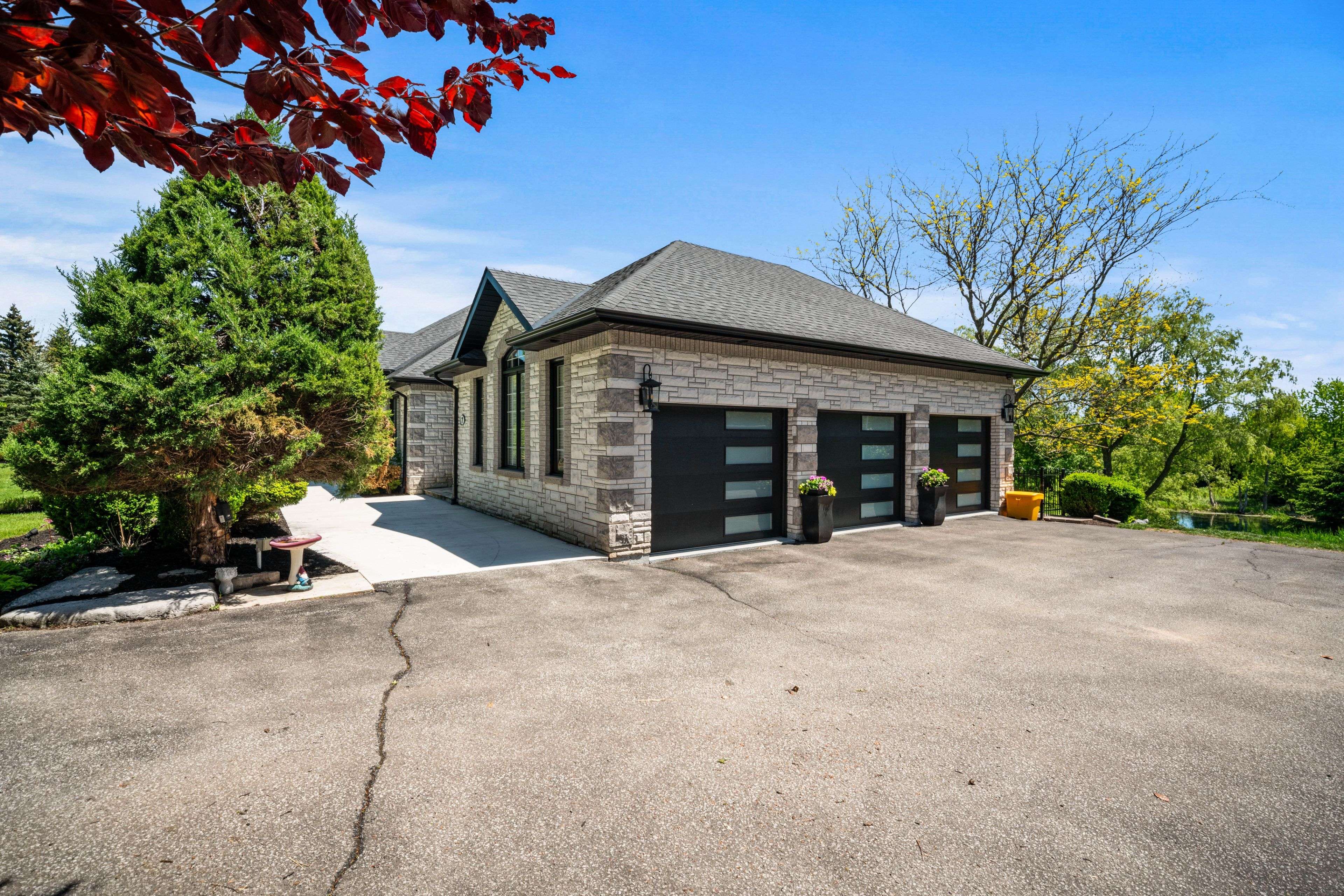 Caledon, ON L7E 0B7,7 Bruno Ridge DR