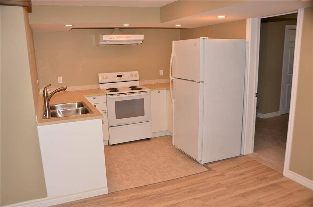 Hamilton, ON L9G 1T9,131 Council CRES #Basement