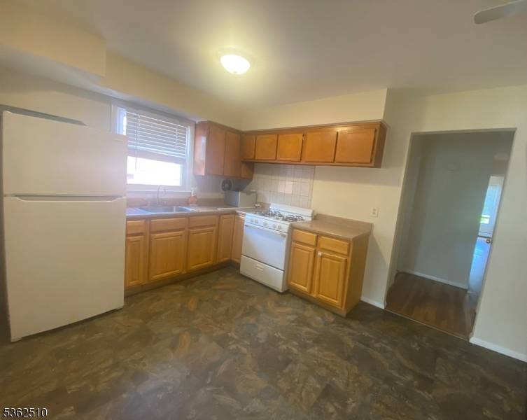 Linden City, NJ 07036,2012 Grier Ave #4