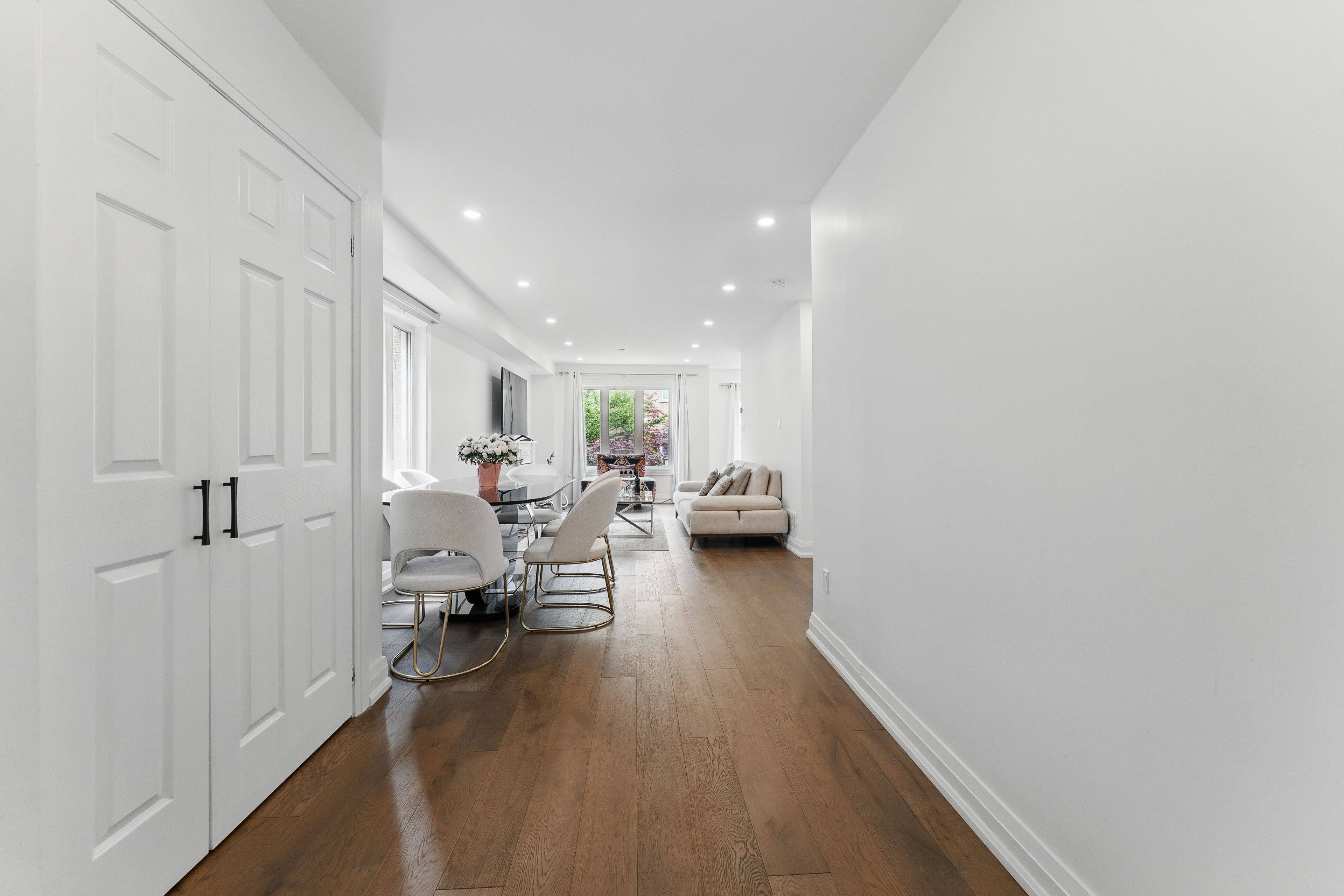 Newmarket, ON L3X 2T4,149 Coleridge DR