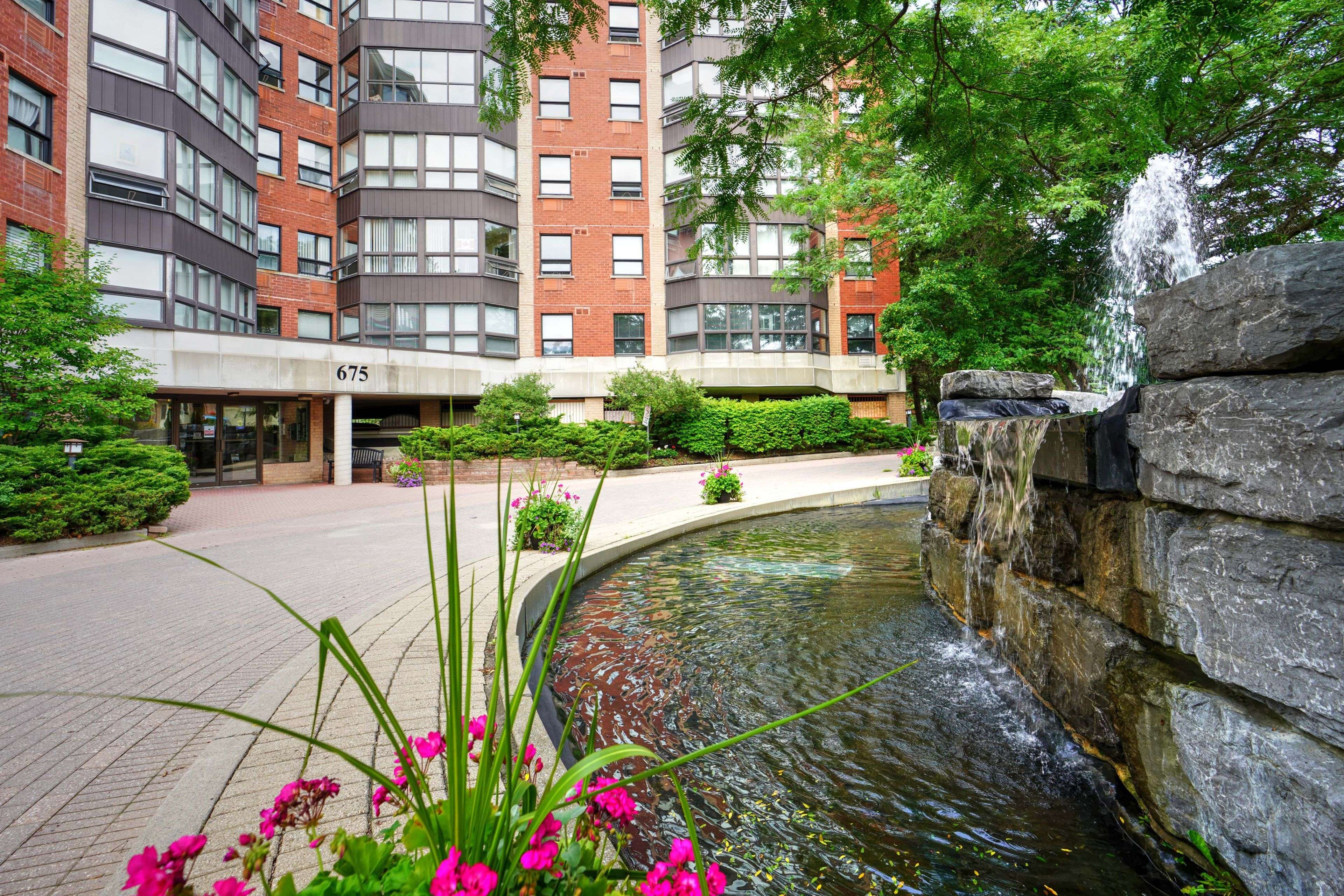 Kingston, ON K7M 8L5,675 Davis DR #607