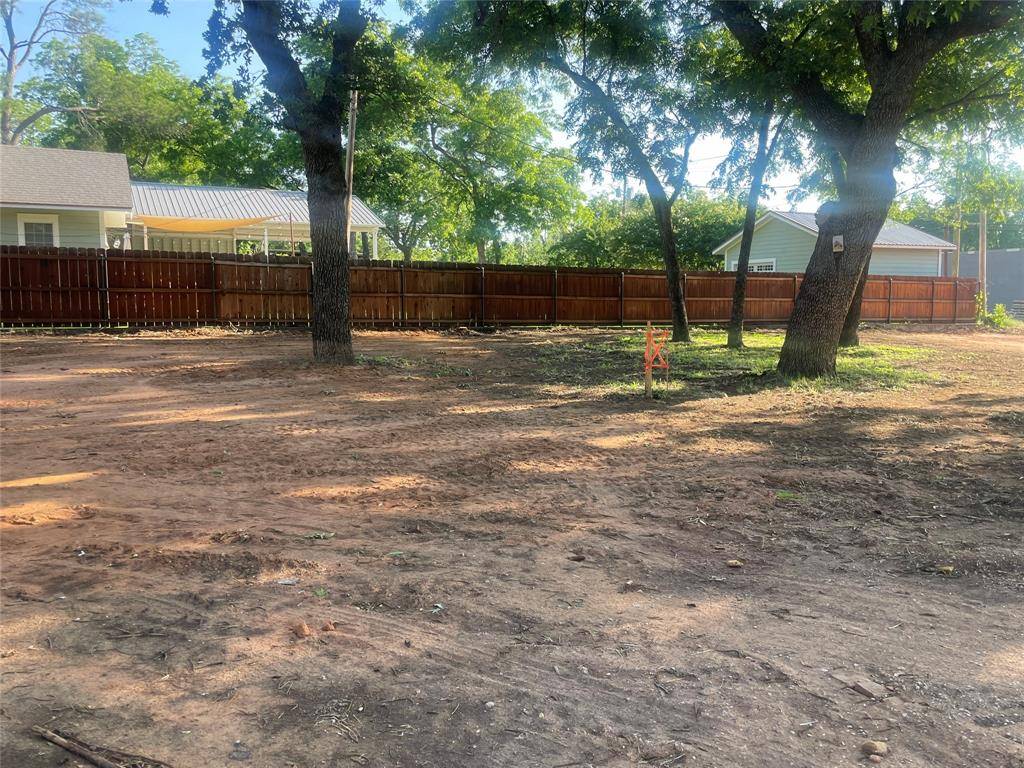 Graham, TX 76450,831 Elm Street