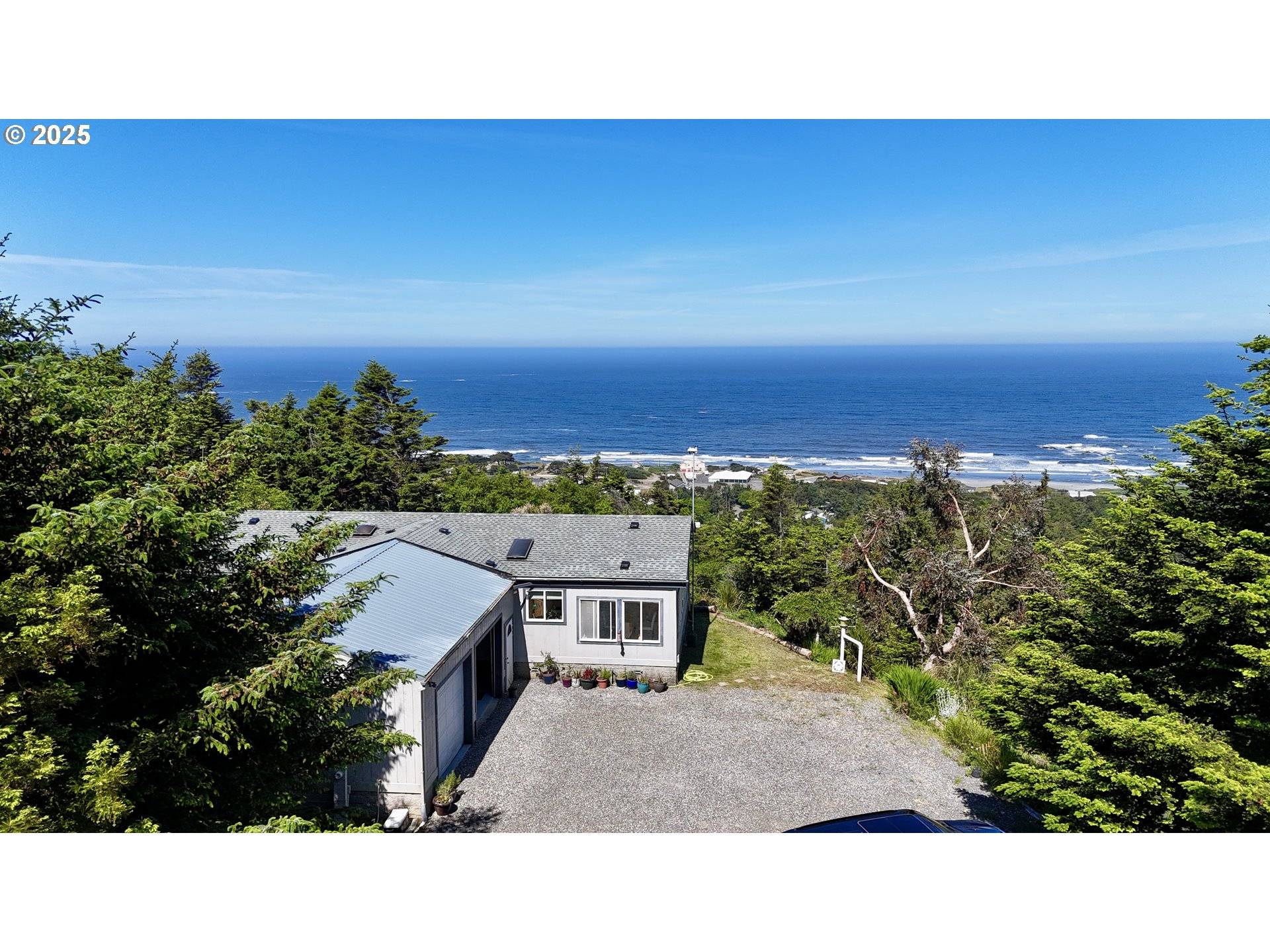 Gold Beach, OR 97444,94760 ADAMS RD
