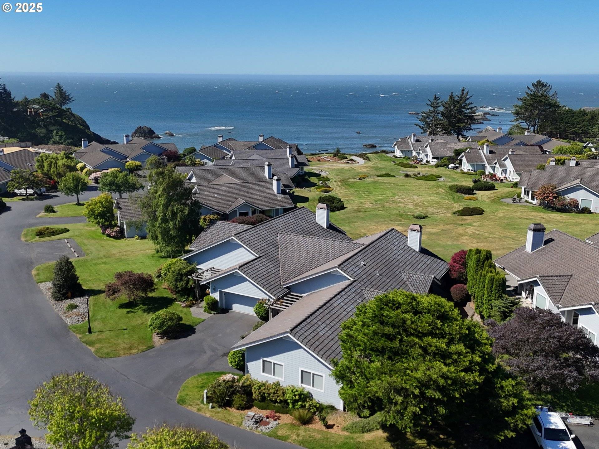Brookings, OR 97415,210 SCHOONER BAY DR