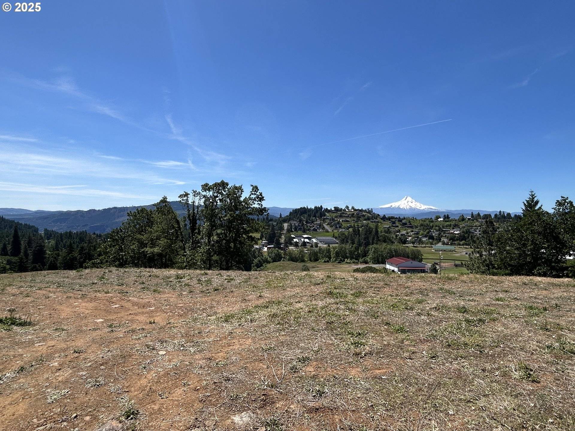White Salmon, WA 98672,270 OFF RD