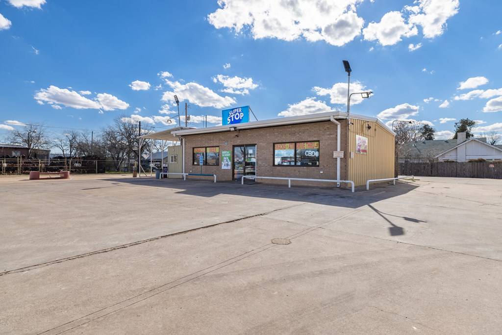 San Angelo, TX 76903,2517 Chadbourne St