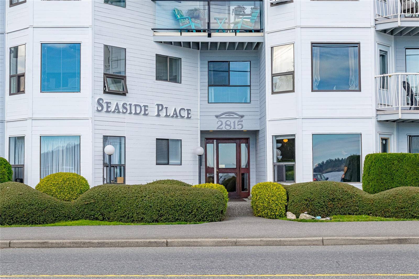 Nanaimo, BC V9S 3P4,2815 Departure Bay Rd #319