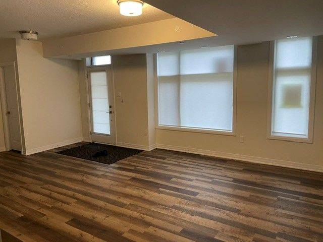 Brampton, ON L6R 4G6,25 Fieldridge CRES #46